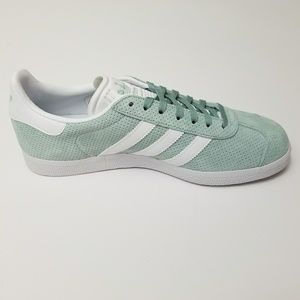 New Women's Adidas Gazelle Mint Green US 9 New Women's Adidas Gazelle Mint Green US 9